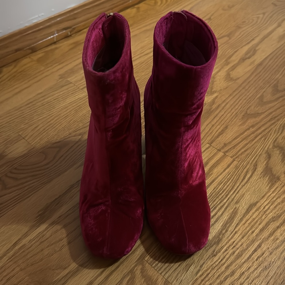 Joie velvet pink booties